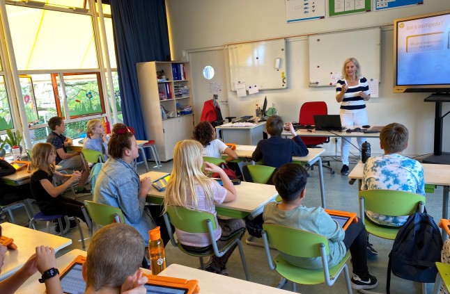 Een spannende gastles over Kunstmatige Intelligentie voor groep 8!
